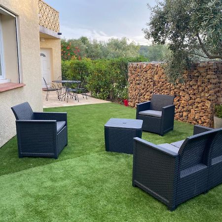 Gite Romarin Avec Spa Saint-Jean-de-Barrou المظهر الخارجي الصورة